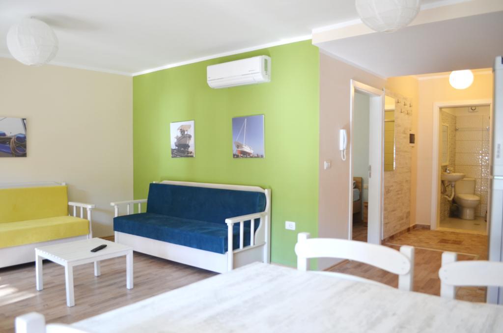 Rezidenca Kalter Durres Apartment Golem  Ngoại thất bức ảnh