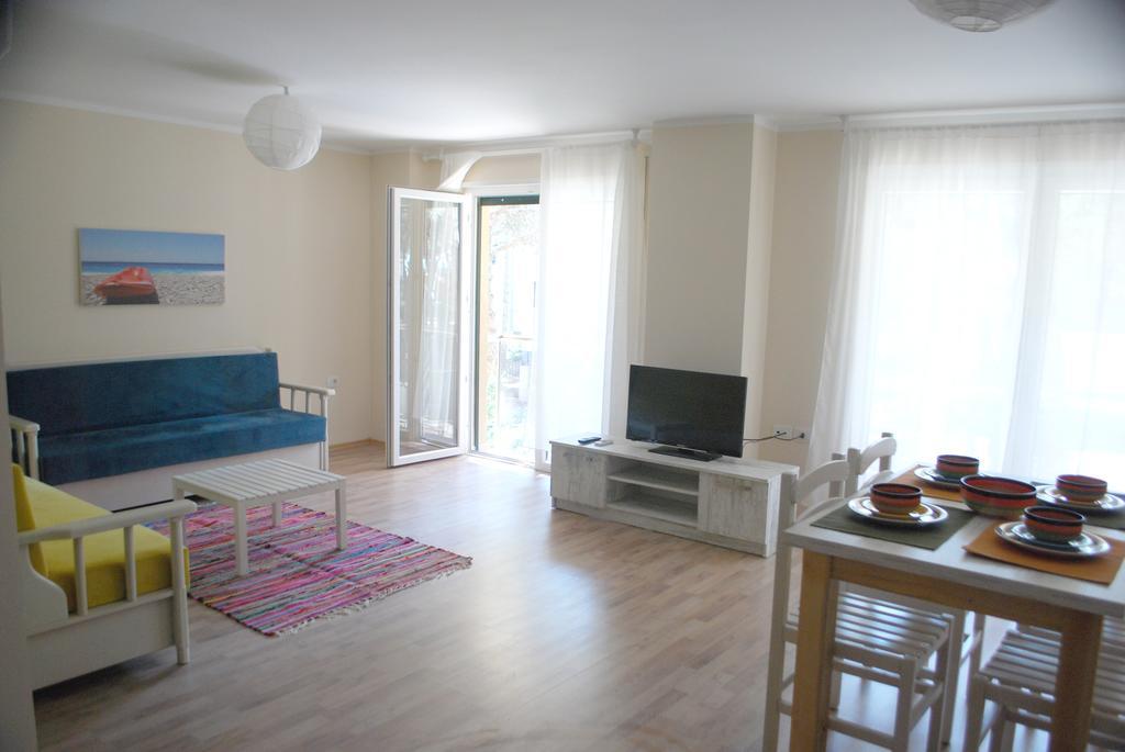 Rezidenca Kalter Durres Apartment Golem  Ngoại thất bức ảnh